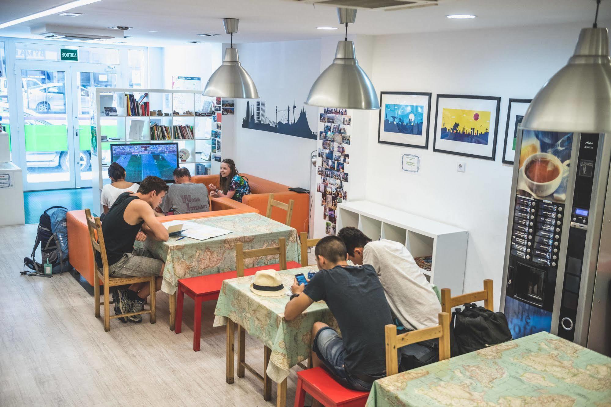 Onefam Ramblas Barcelona Ngoại thất bức ảnh